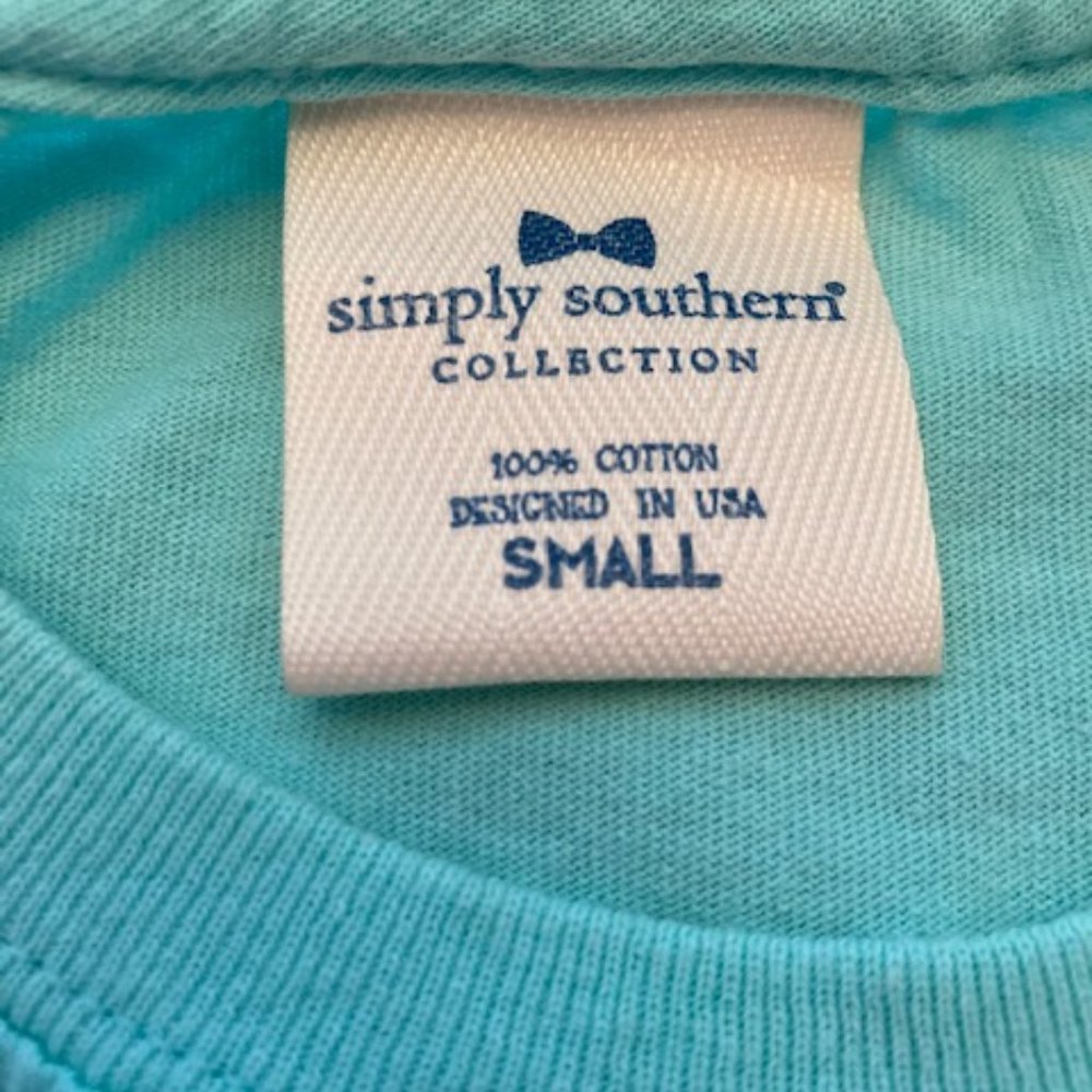 Simply Southern Dog Love Small Tee - Picture 5 of 7
